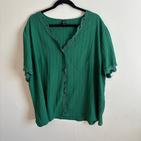 SHEIN Tops - PLUS Green Blouse